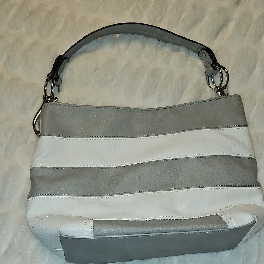 Elegant Gray and White Striped Shoulder Bag